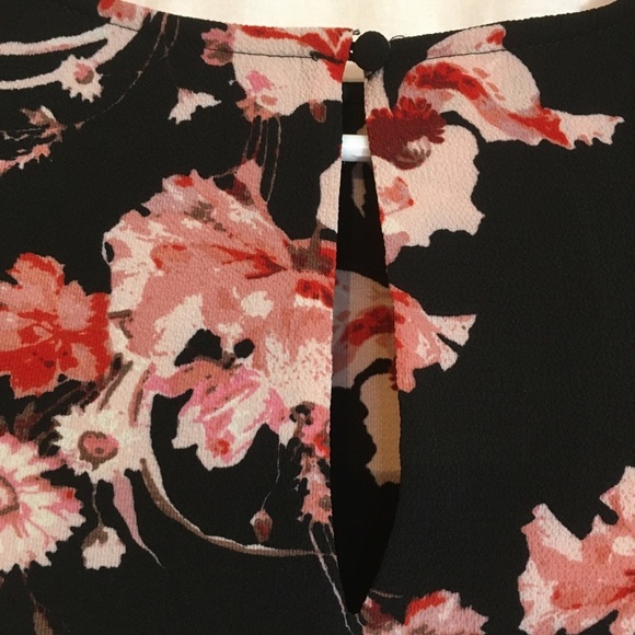 BB Dakota Floral All Over Peplum Waist Blouse Womens M Bell Sleeve Gypsy Boho - Picture 5 of 8